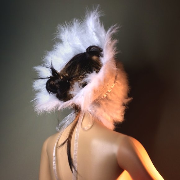 White Feather Headdress - Fluffy Marabou - Picture 6 of 12